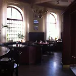 Hotell Zum Buegeleisen 3*