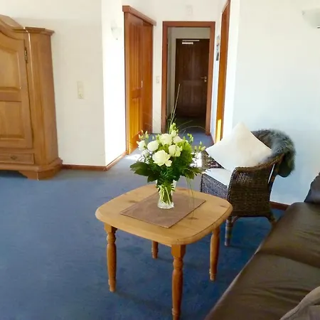 Zum Bügeleisen 3* Duisburg