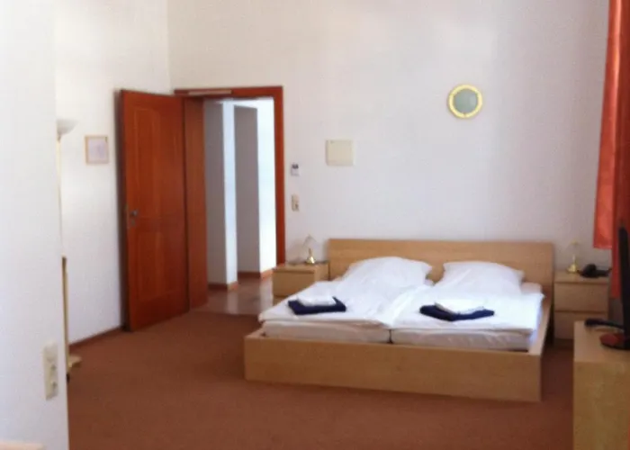 Hotel Zum Buegeleisen Duisburg