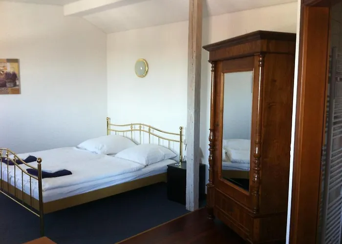 Zum Buegeleisen Hotel Duisburg