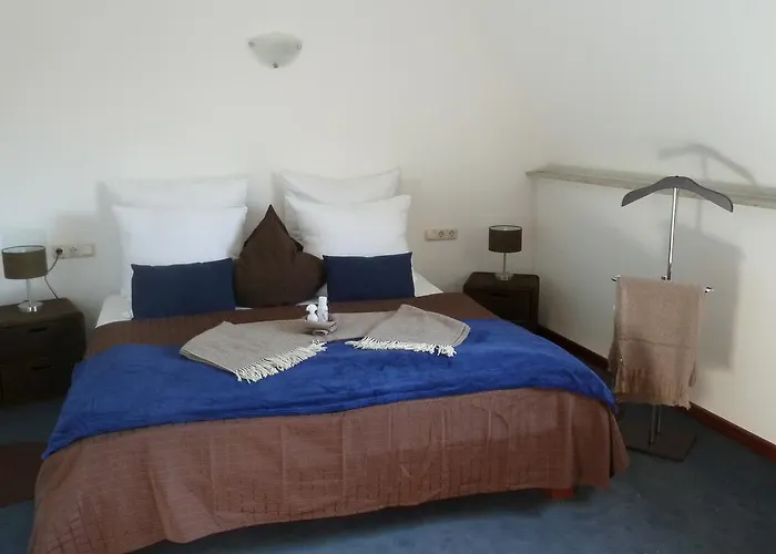 Zum Buegeleisen Hotel 3*